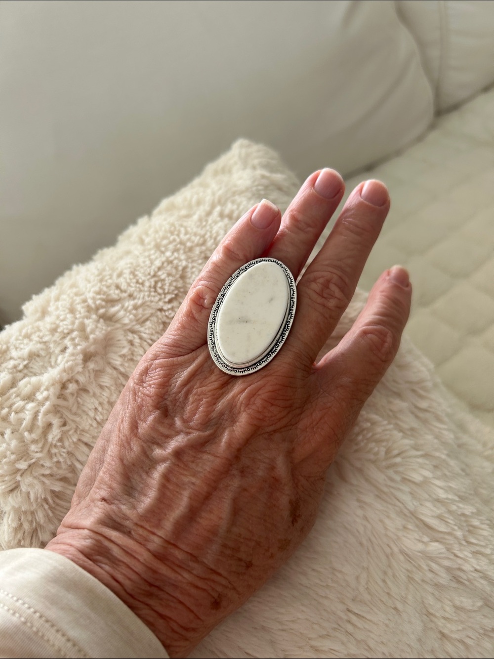 Ring - Picture 2 of 6